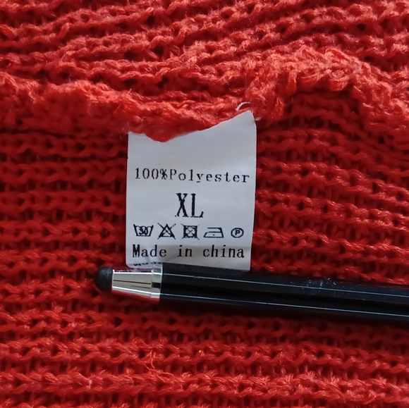 Cold shoulder XL sweater tunic top - Picture 7 of 7